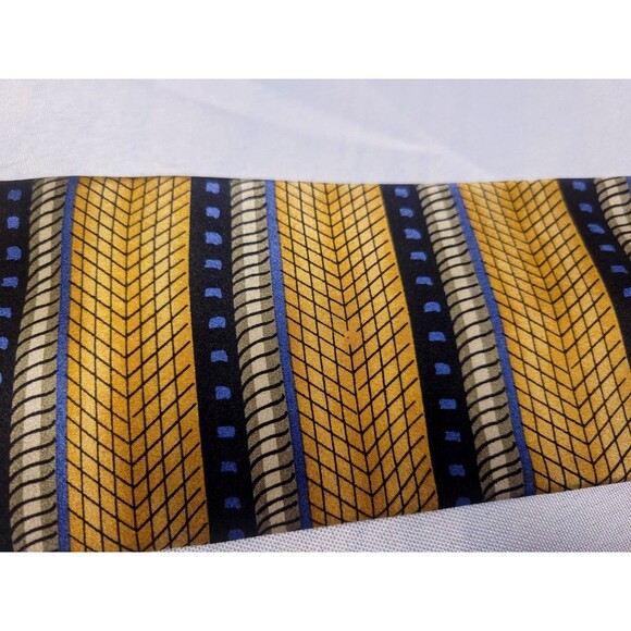 Cocktail Colors Mens Silk Tie Gold Blue Geometric Pattern 100% Silk - Minor Flaw - Picture 6 of 6